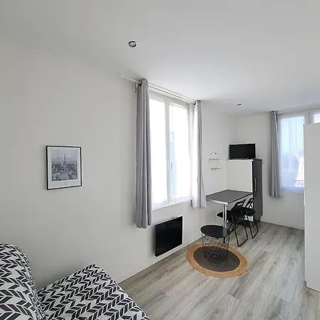 Chicago- Lumineux Apartment Reims